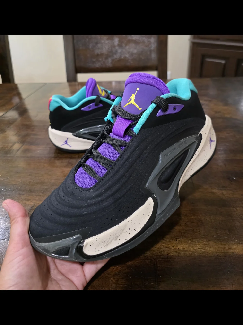 Jordan Luka 3 'Imaginarium' (Black/Hyper Jade/Pink Prime, SKUFQ1284-002 / FQ1285